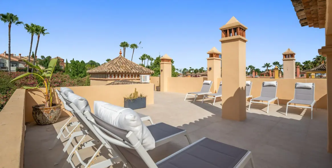 Продажа дома на две семьи в Puerto Banús 16