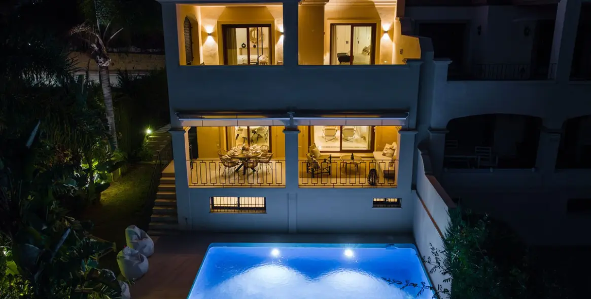 Продажа дома на две семьи в Puerto Banús 21