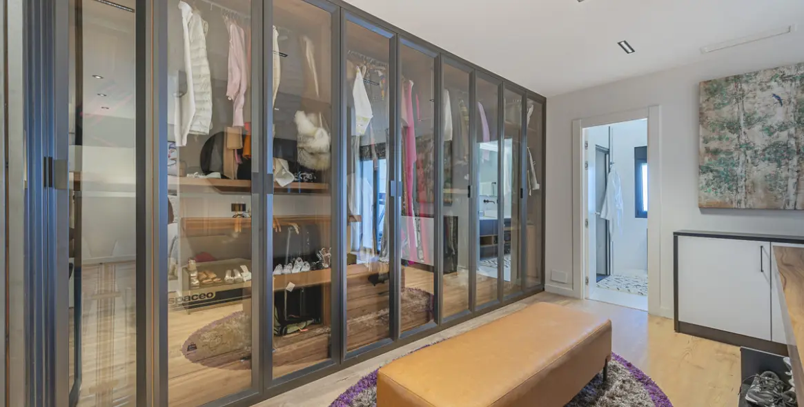 Sale of detached villa in El Rosario 18