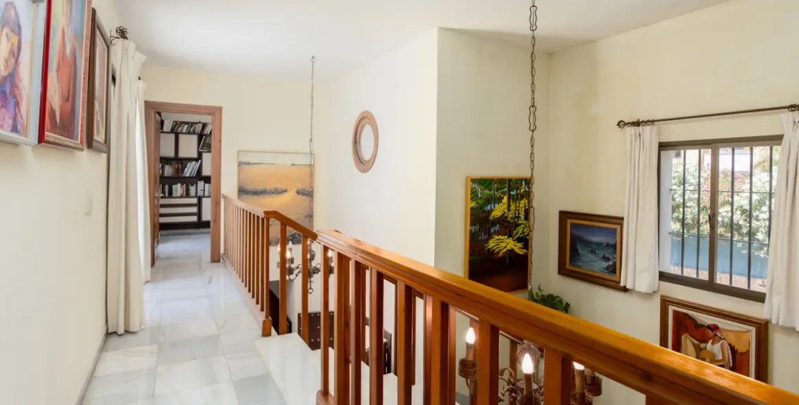 Продажа  отдельно стоящей виллы в Marbella 32