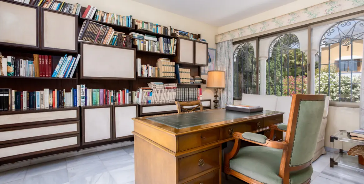 Продажа  отдельно стоящей виллы в Marbella 34