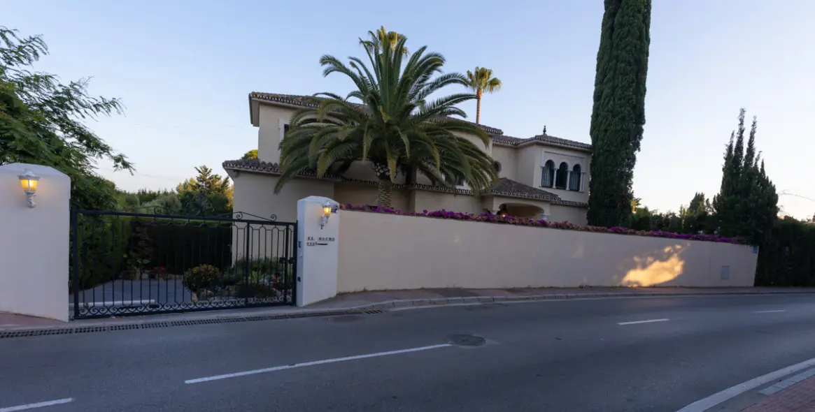 Продажа  отдельно стоящей виллы в Marbella 43