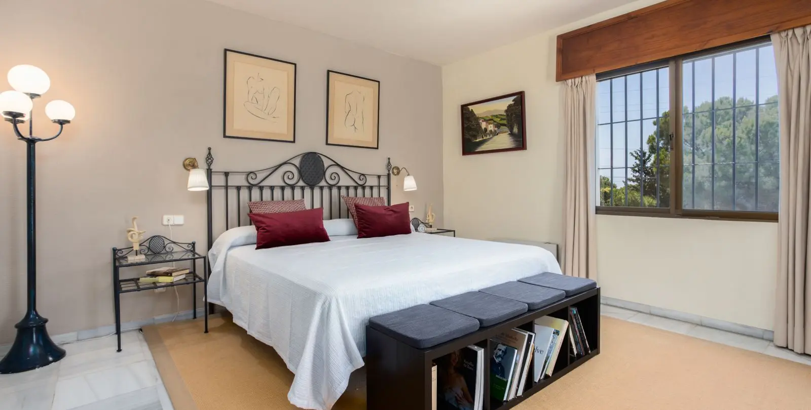 Sale of detached villa in Marbella 3