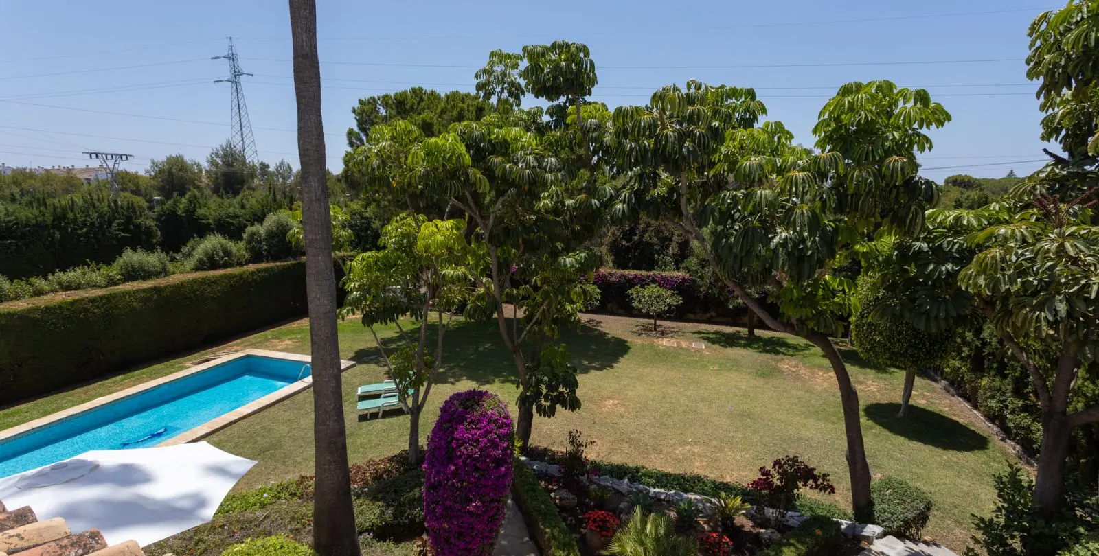 Sale of detached villa in Marbella 25