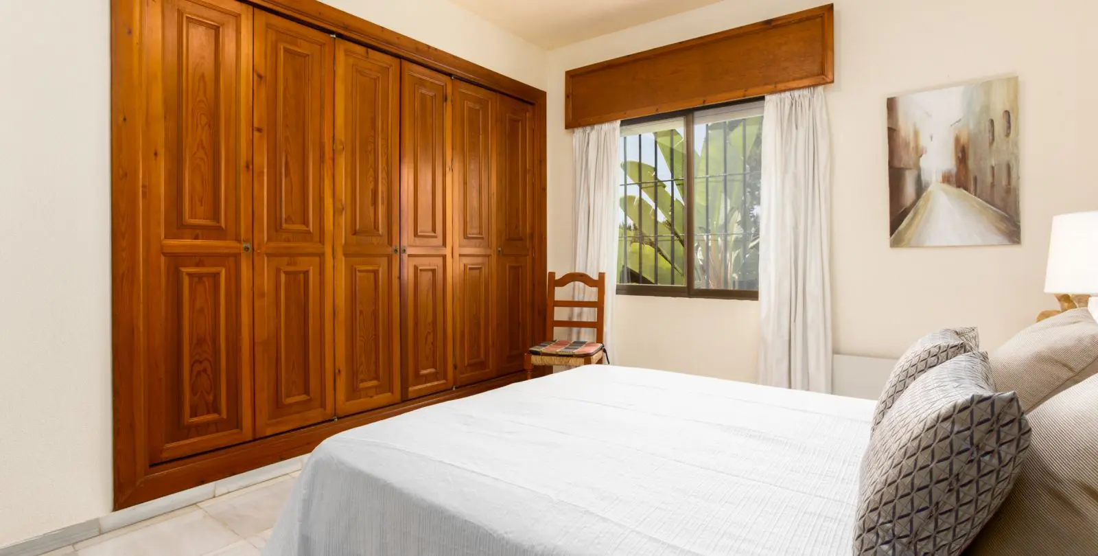 Sale of detached villa in Marbella 30