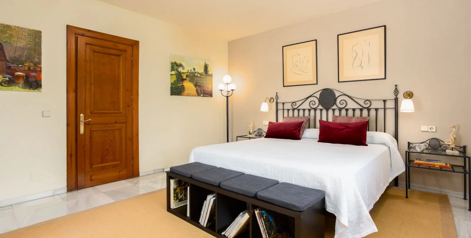 Sale of detached villa in Marbella 33