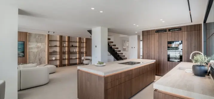 Дом на две семьи R4917565 3