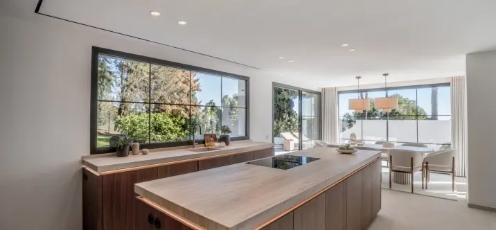 Дом на две семьи R4917565 4