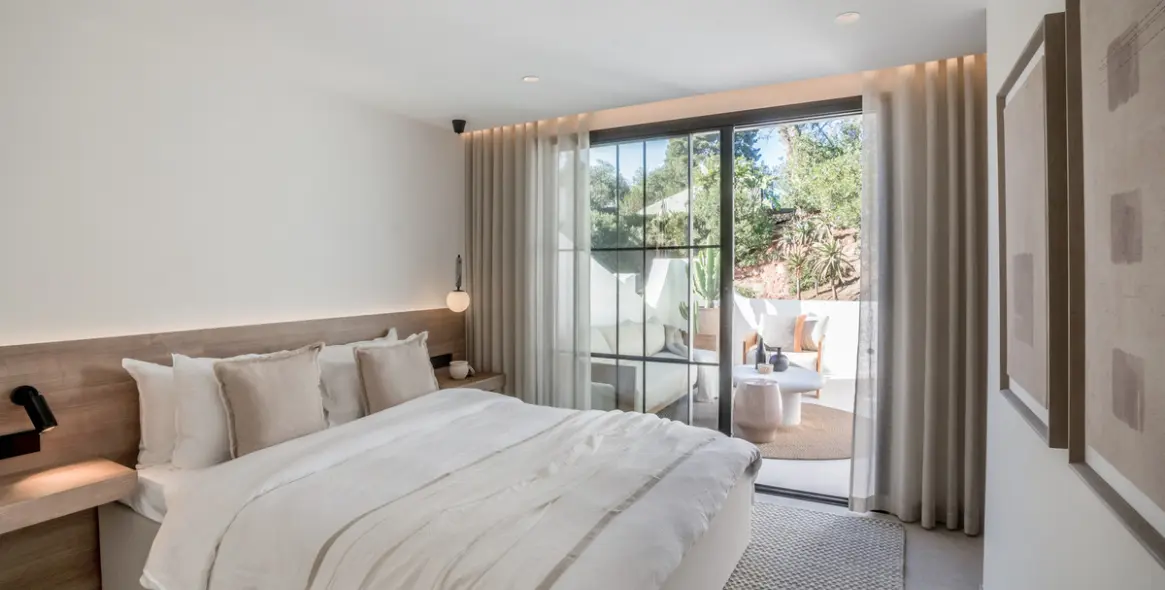 Продажа дома на две семьи в Nueva Andalucía (район Nueva Andalucía) 14