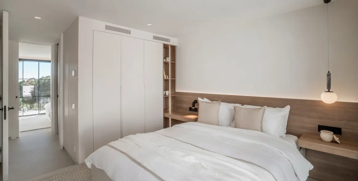 Продажа дома на две семьи в Nueva Andalucía (район Nueva Andalucía) 15