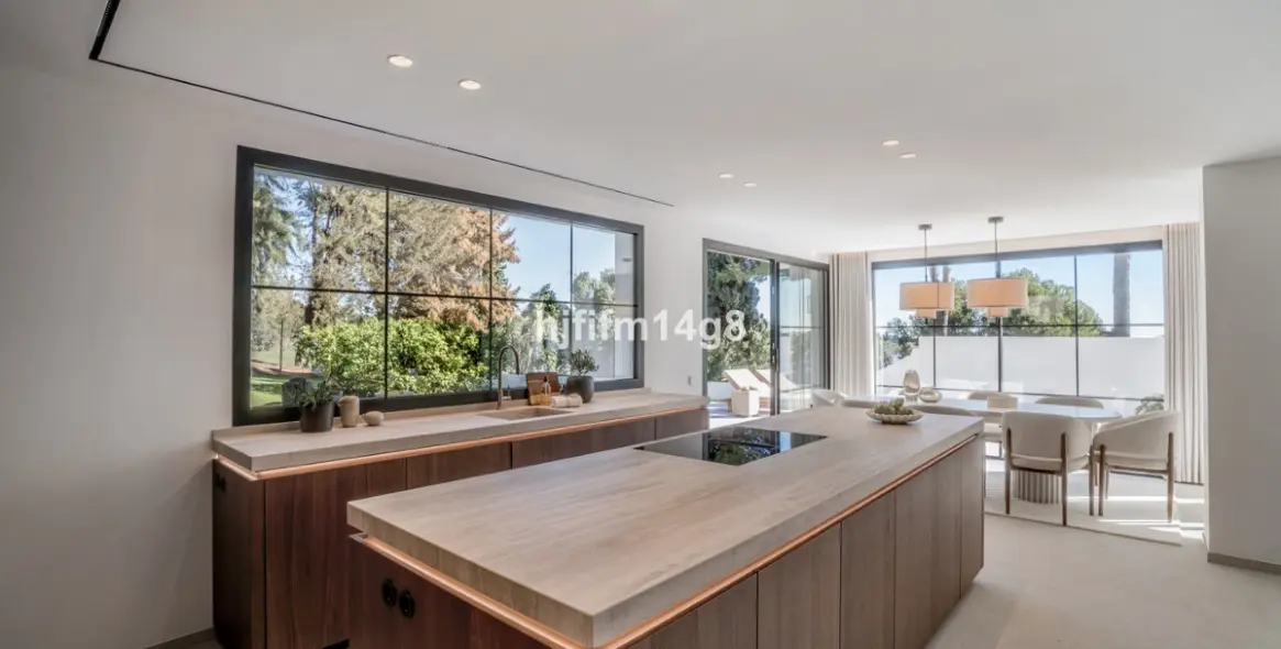 Продажа таунхауса в Nueva Andalucía (район Nueva Andalucía) 8