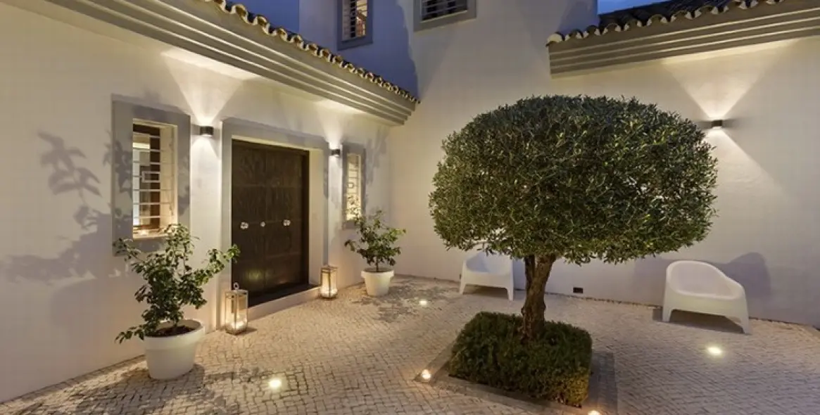 Продажа  отдельно стоящей виллы в Benahavís 4