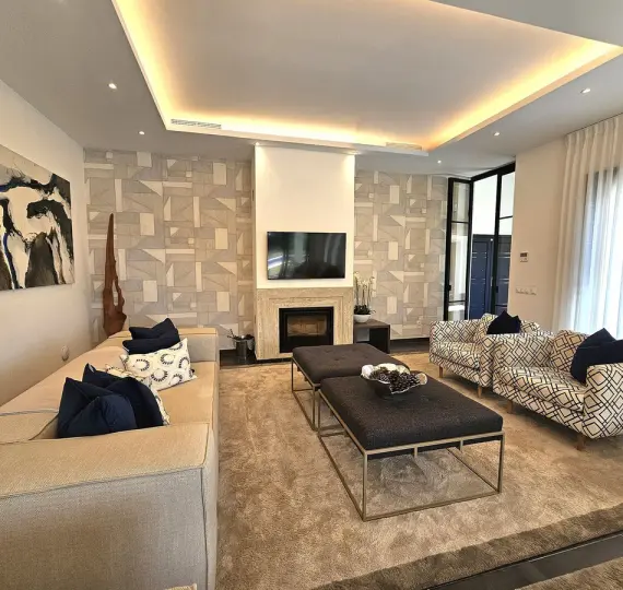 Продажа  отдельно стоящей виллы в Benahavís