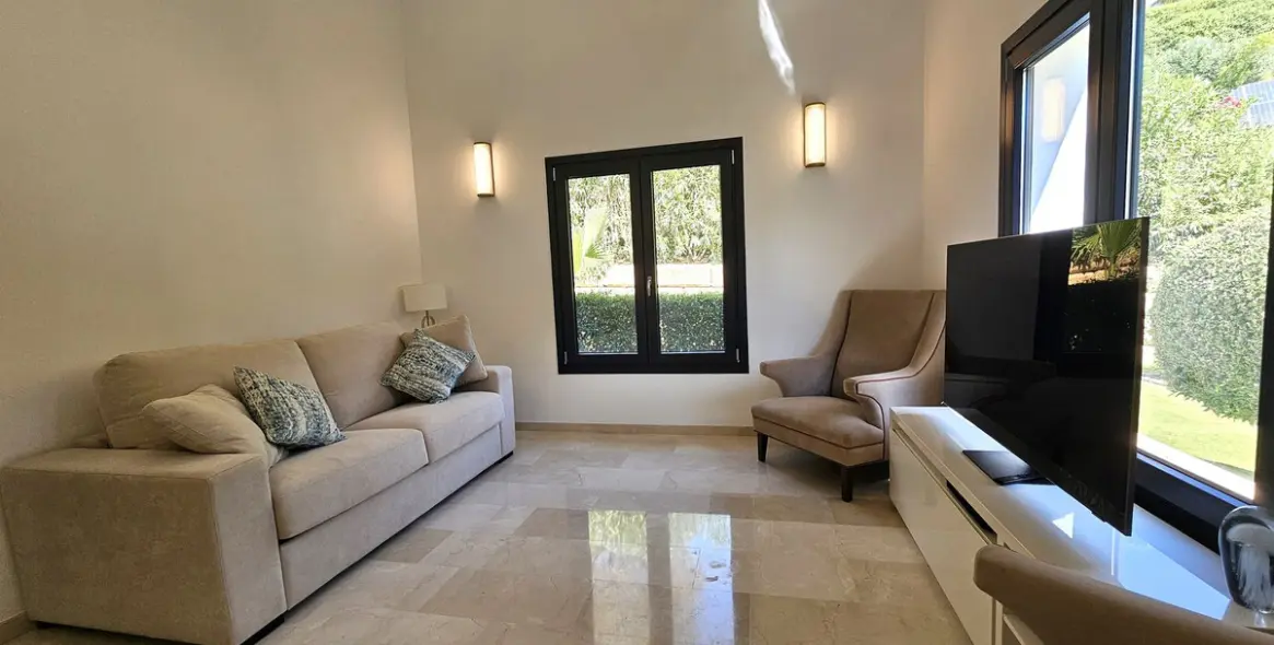 Sale of detached villa in Benahavís 24