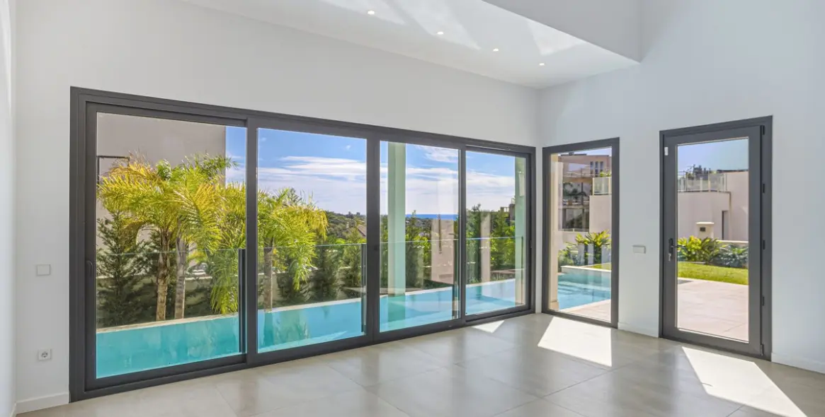 Venta de villa independiente en Elviria 4