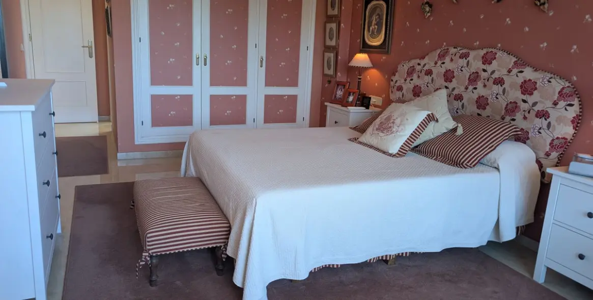 Venta de casa pareada en San Pedro de Alcántara 11