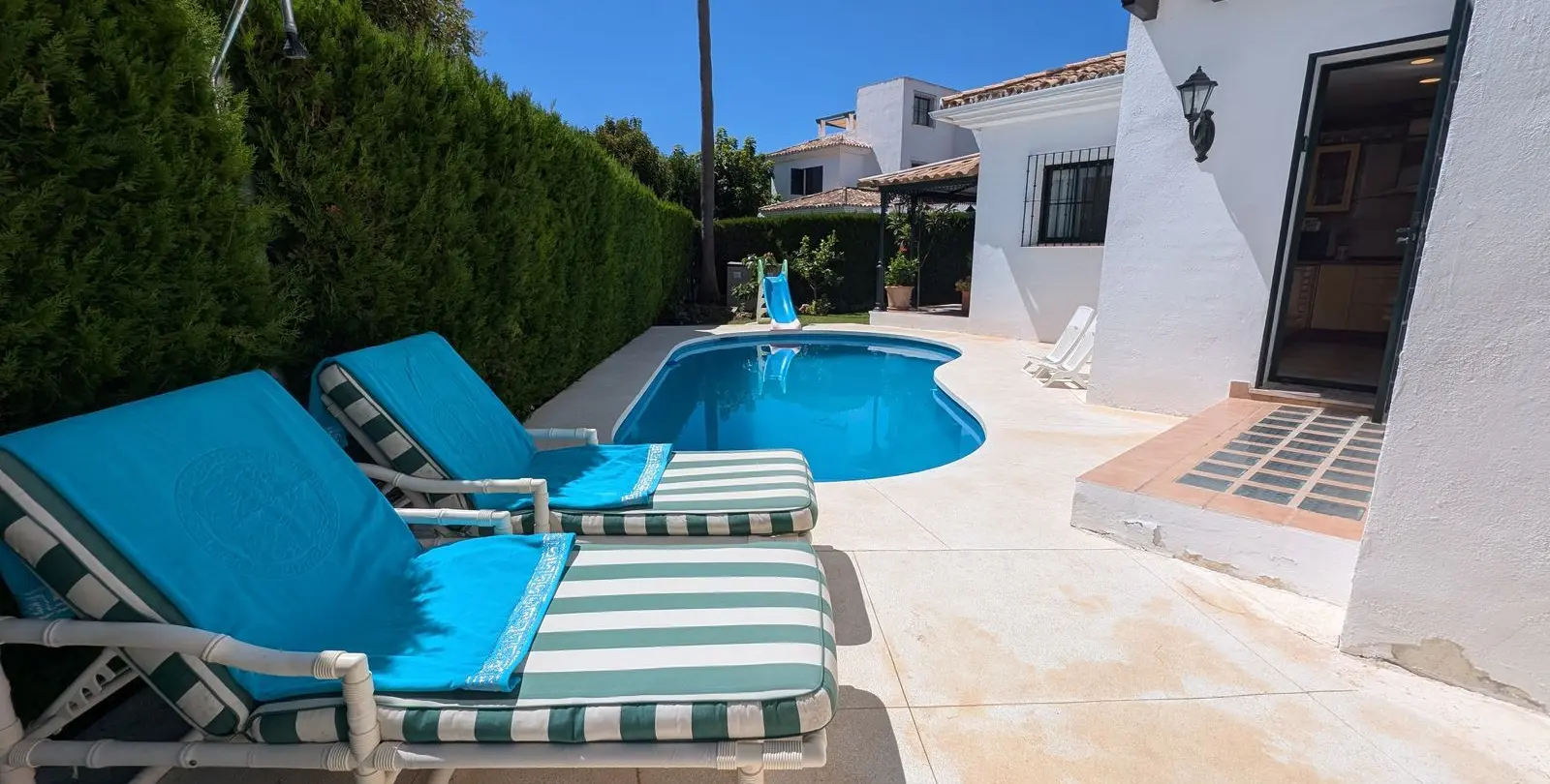 Продажа дома на две семьи в San Pedro de Alcántara 1
