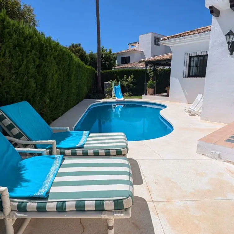 Sale of semi-detached house in San Pedro de Alcántara