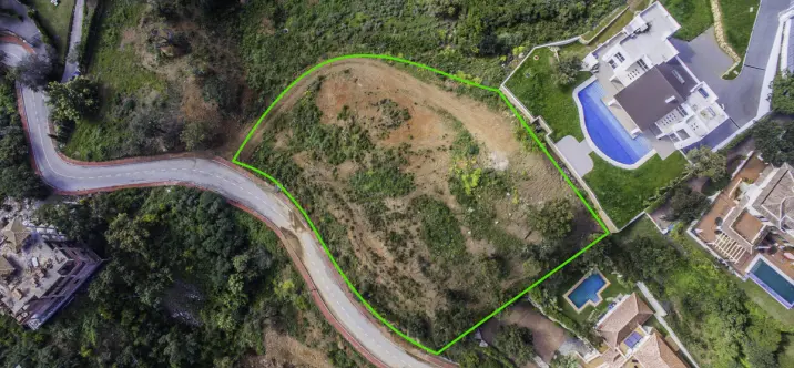 Sale of detached villa in La Mairena 4