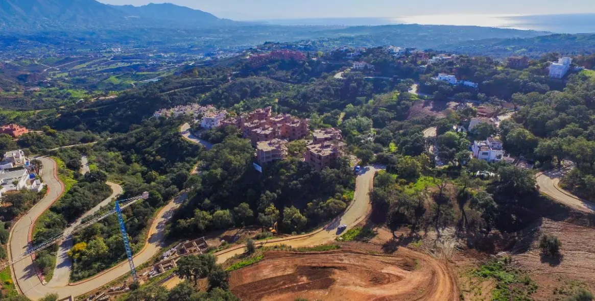 Sale of detached villa in La Mairena 6