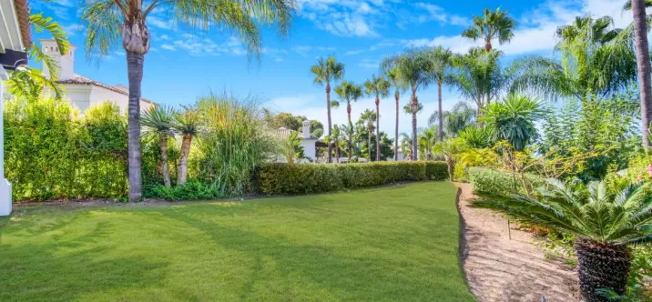 Venta de villa independiente en The Golden Mile 2