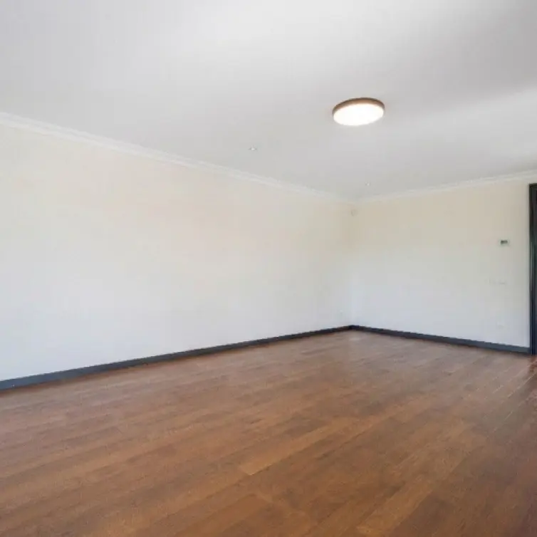 Sale of detached villa in The Golden Mile