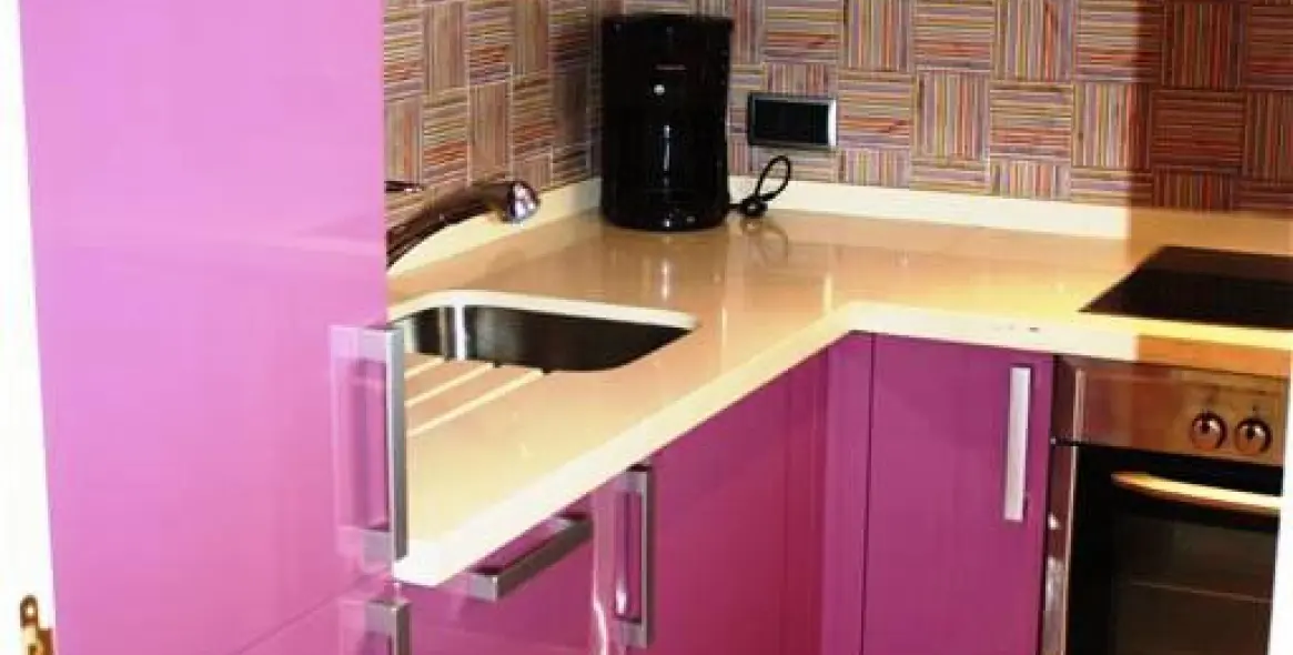 Sale of middle floor apartment in Puerto Banús 19