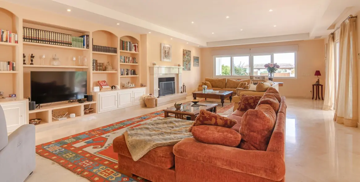 Продажа  отдельно стоящей виллы в Benahavís 6