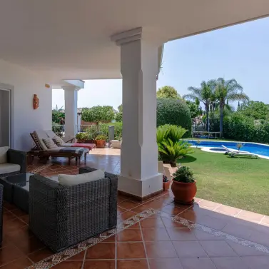 Продажа  отдельно стоящей виллы в Benahavís