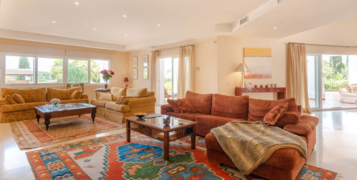 Продажа  отдельно стоящей виллы в Benahavís 8