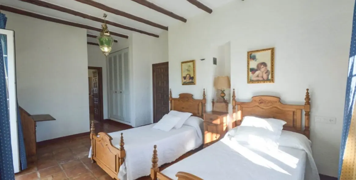 Sale of finca - cortijo in Ronda 28