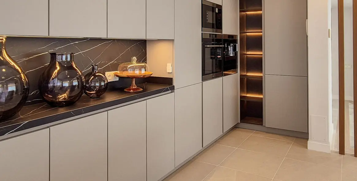 Продажа двухуровневого пентхауса в Marbella 3