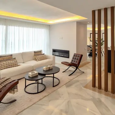 Продажа двухуровневого пентхауса в Marbella