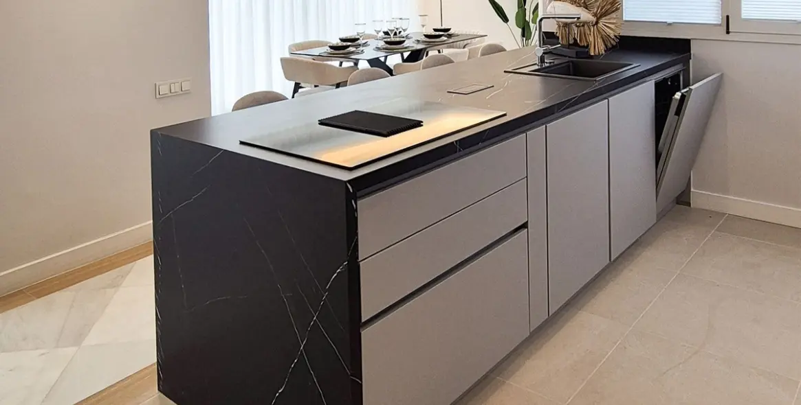 Продажа двухуровневого пентхауса в Marbella 7