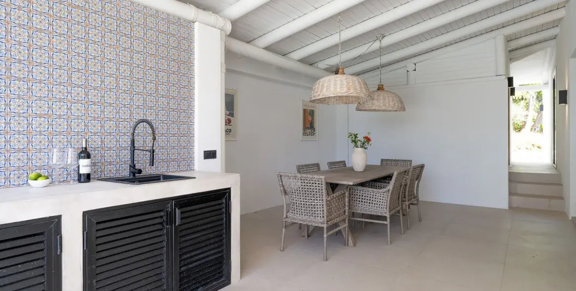 Продажа  отдельно стоящей виллы в Nueva Andalucía 12