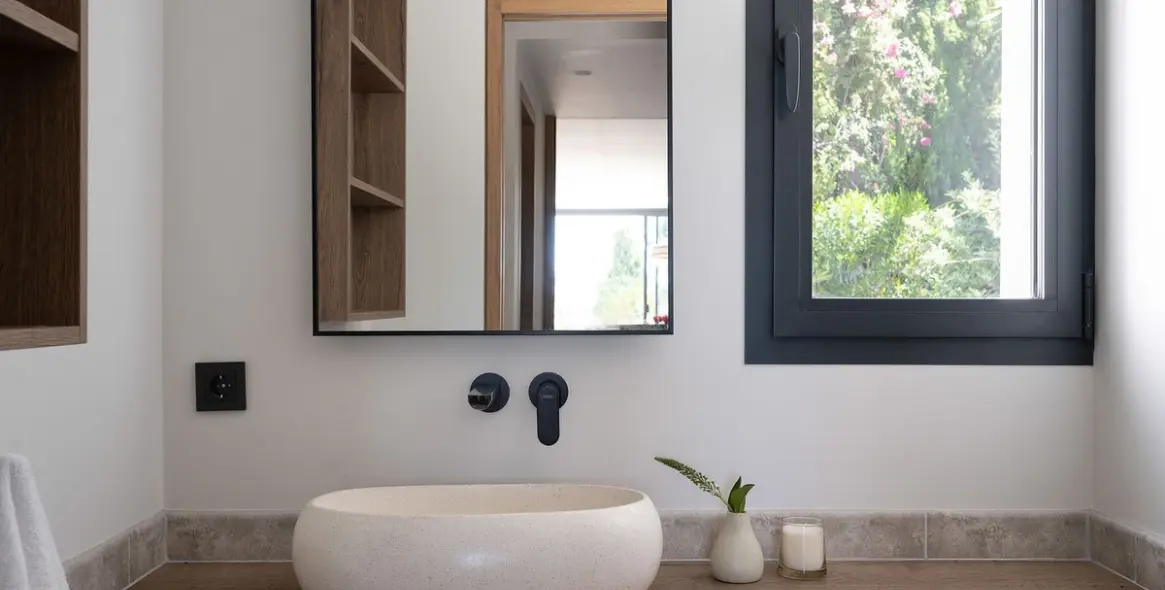 Продажа  отдельно стоящей виллы в Nueva Andalucía 15