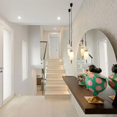 Venta de villa independiente en Nueva Andalucía