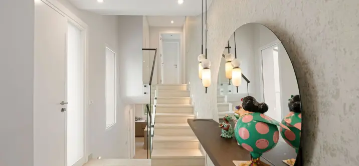 Venta de villa independiente en Nueva Andalucía 1