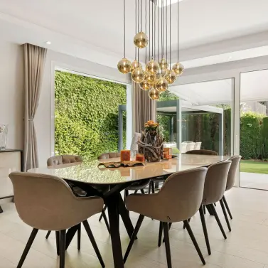 Venta de villa independiente en Nueva Andalucía