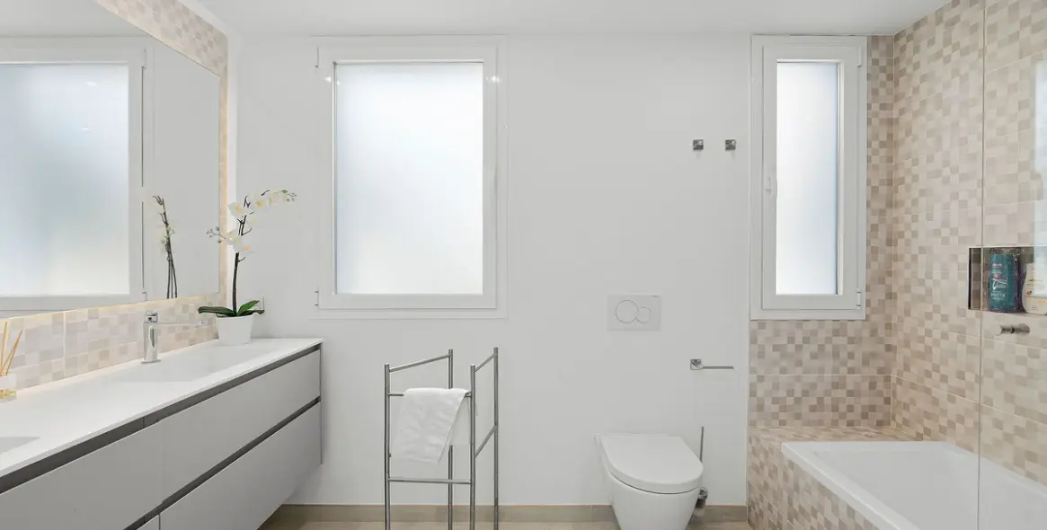 Sale of detached villa in Nueva Andalucía 14