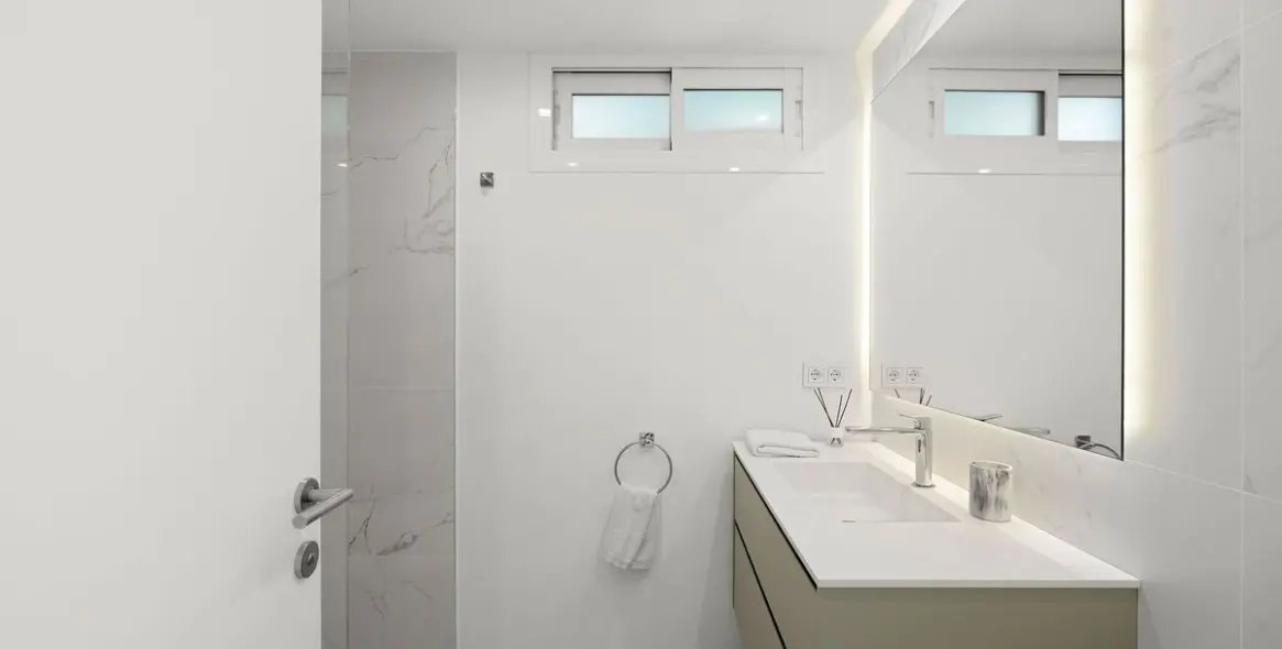 Sale of detached villa in Nueva Andalucía 23