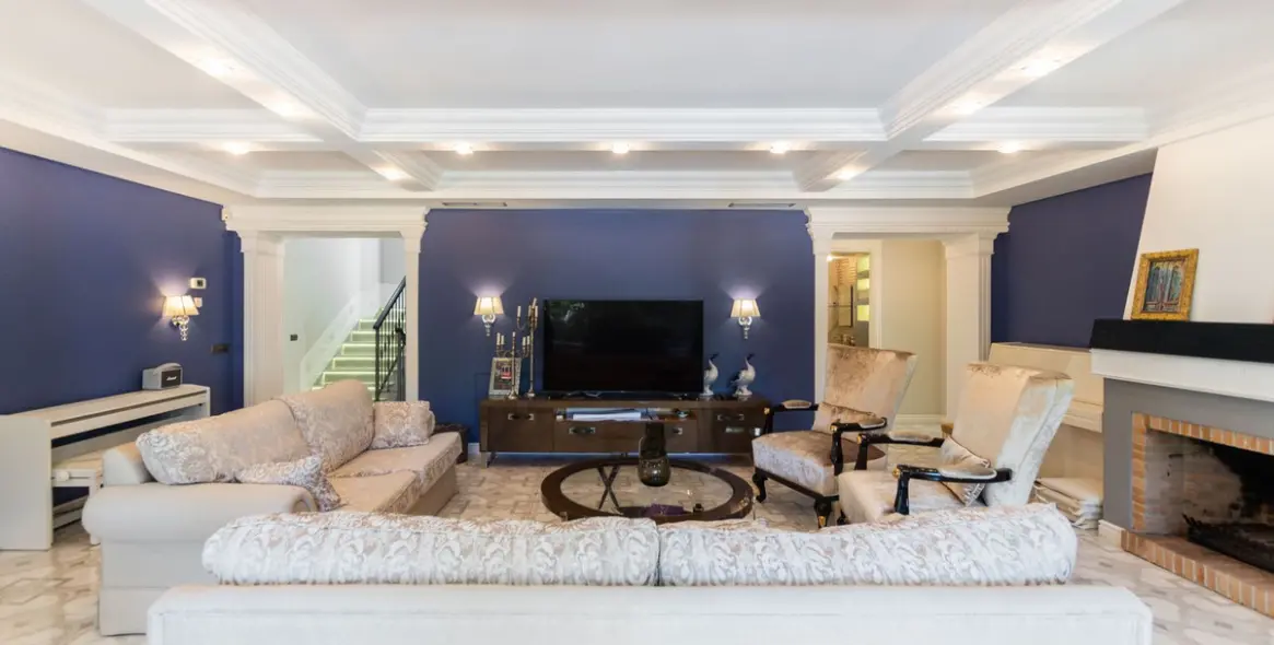 Продажа  отдельно стоящей виллы в Hacienda Las Chapas 11