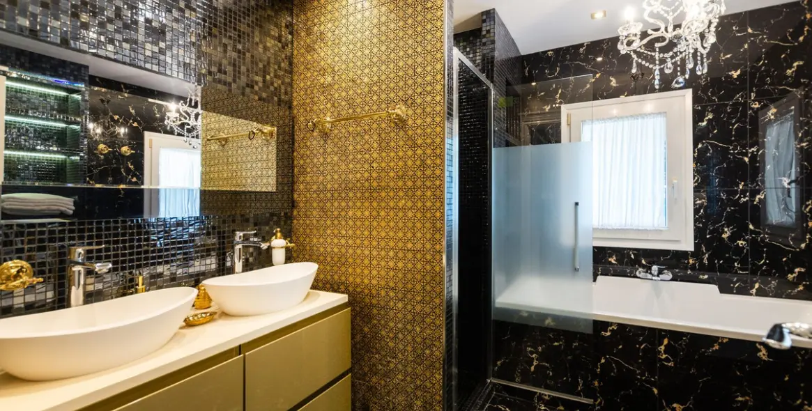 Sale of detached villa in Hacienda Las Chapas 32