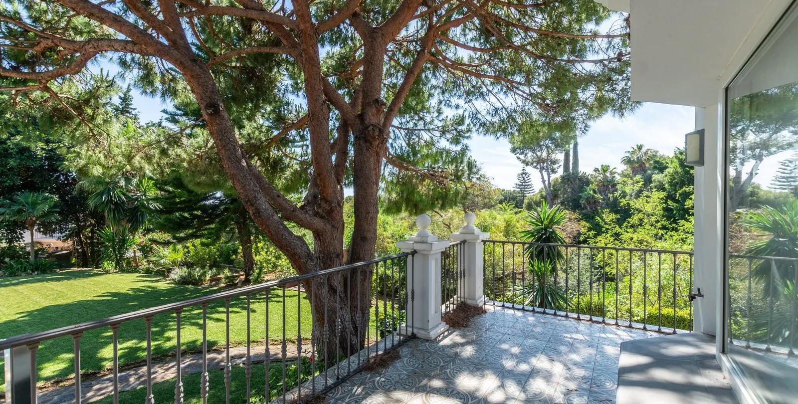 Long-term rent of detached villa in Hacienda Las Chapas 54