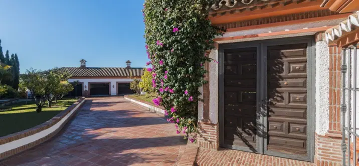 Venta de villa independiente en Costabella 3