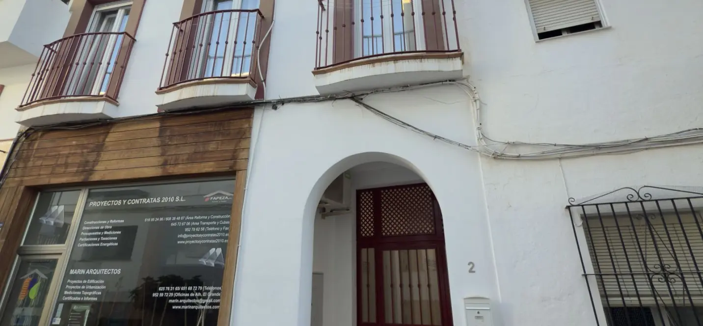 Sale of apartment complex in San Pedro de Alcántara 3