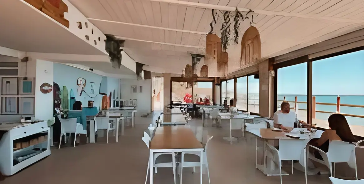 Продажа  отдельно стоящей виллы в Estepona 2