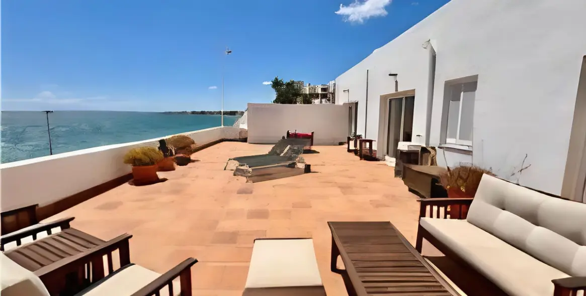 Продажа  отдельно стоящей виллы в Estepona 4