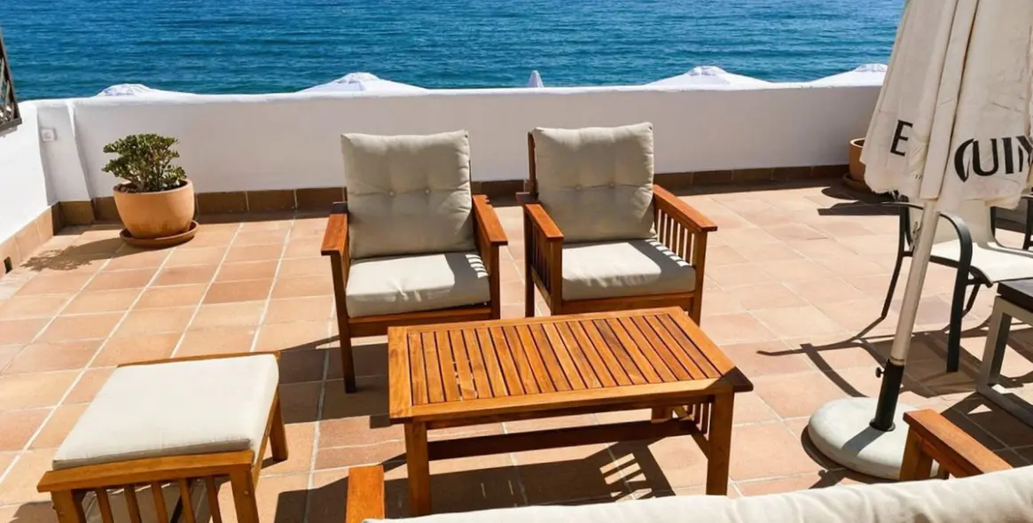 Продажа  отдельно стоящей виллы в Estepona 9