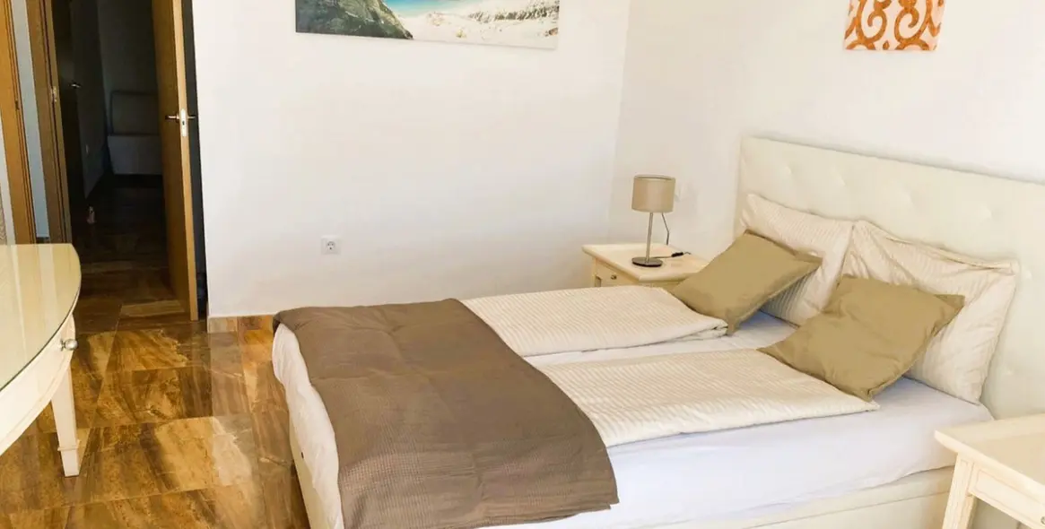 Продажа  отдельно стоящей виллы в Estepona 13